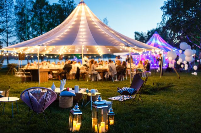 From Casual to Formal: How to Tailor Your Look for Any Summer Wedding